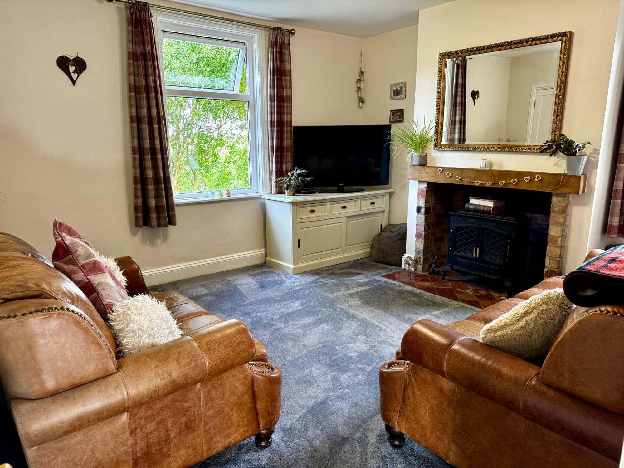 Luxury Isla Cottages, Bourne! Dog-Friendly, Countryside Views, Garden, Parking, 5Mins Pubs - Family Holiday Номер фото